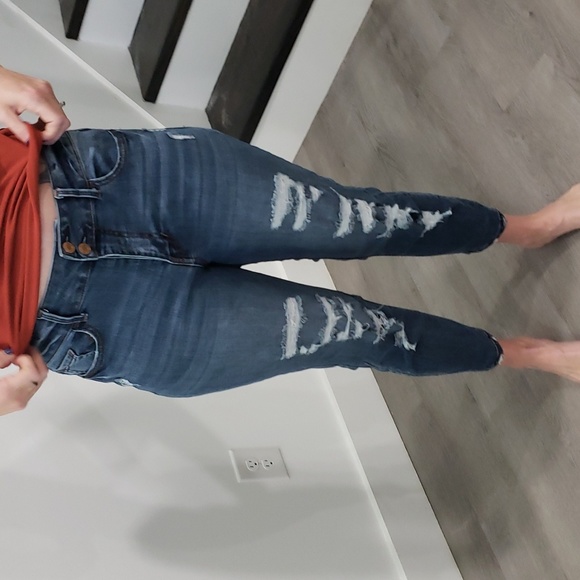 Size 11 - Picture 1 of 5